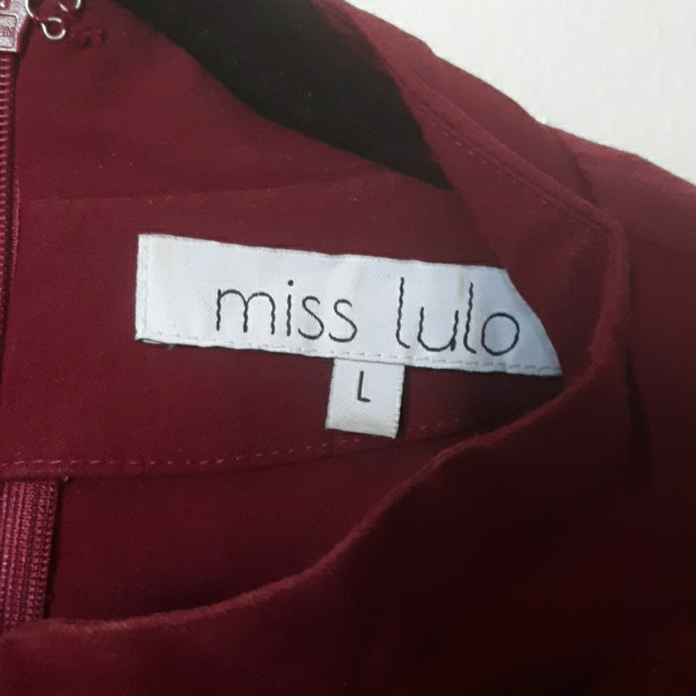 1940's style burgundy wiggle dress - Picture 4 of 6